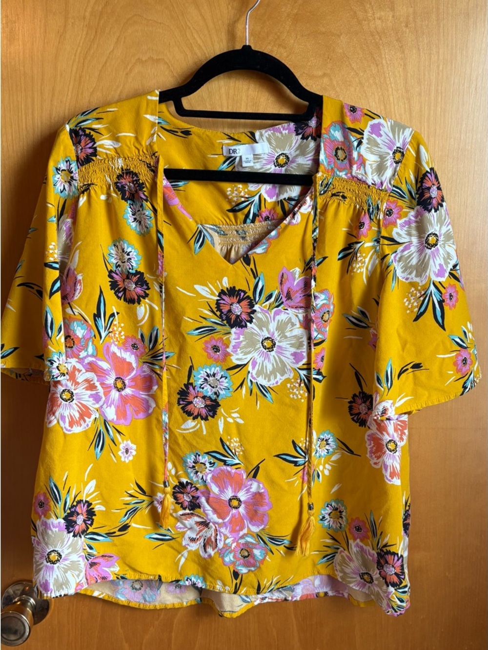 DR2 Mustard Yellow Floral Boho Blouse XL Tassel Tie Front Short Sleeve Top